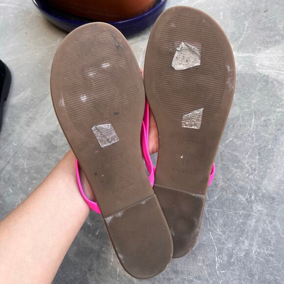 J. Crew Hot Pink Faux Leather Flip Flops Size 10 - Picture 3 of 4